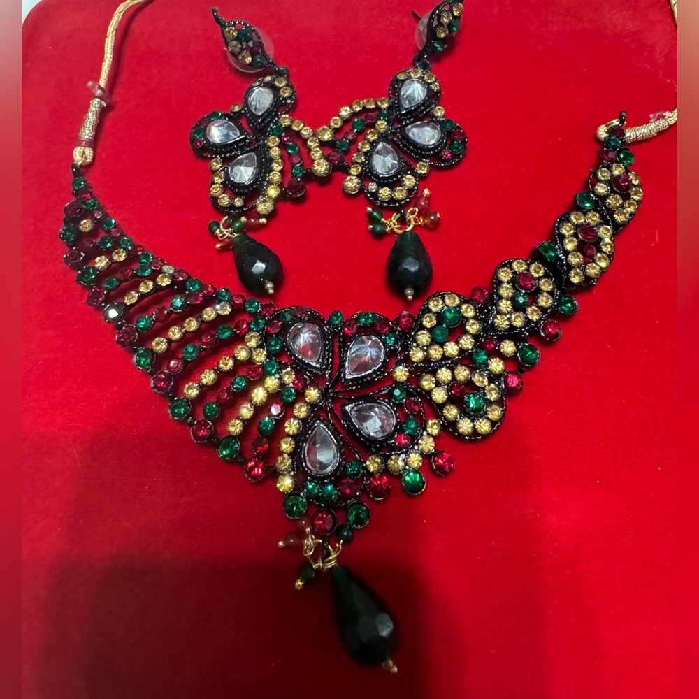 Indian necklace set